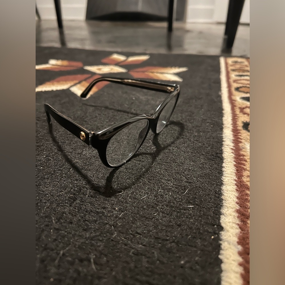 Gucci Cat Eye Glasses!